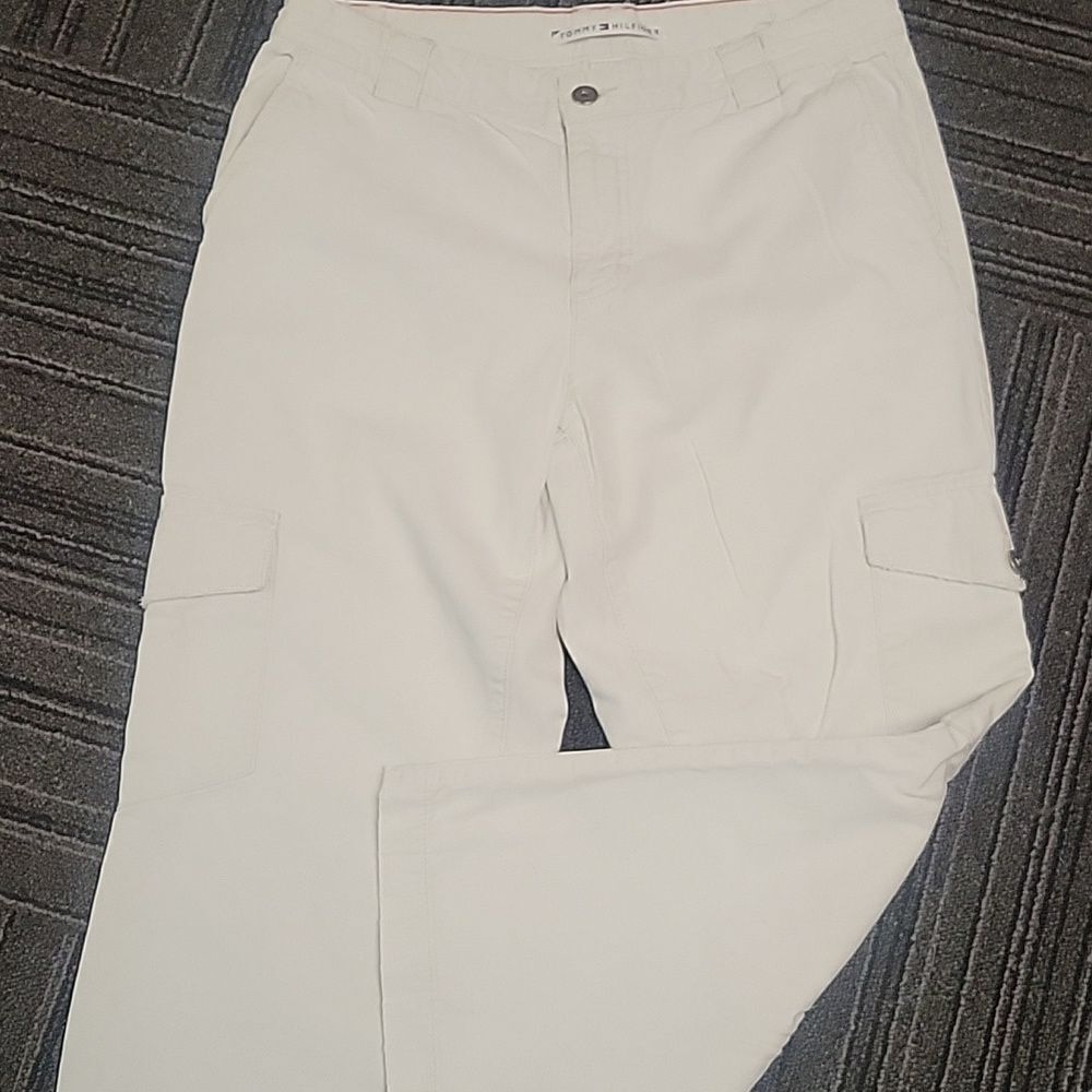 Tommy Hilfiger Vintage Cropped Pants Size 10 Straight Leg Mid Rise Stretch Cargo